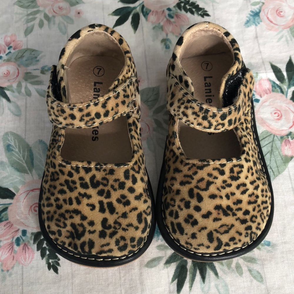 Laniecakes (NO SQUEAKERS) cheetah print size 7